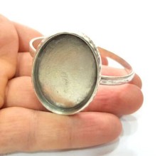 Oval Hammered Bracelet Blank Cuff Bezel Resin inlay Glass Cabochon Base Bezel