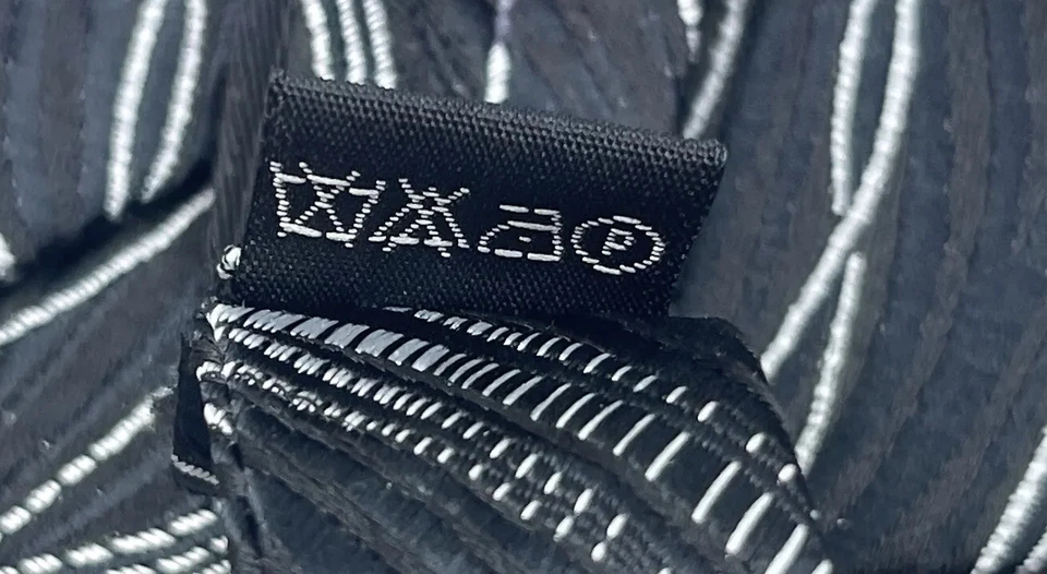 Pajarita ajustable Pensee 100 % seda diseñador gris negro ajustable Foto 4 de 4