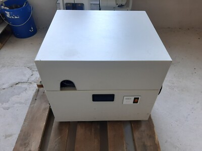 Bruker BCU05 Kühlsystem