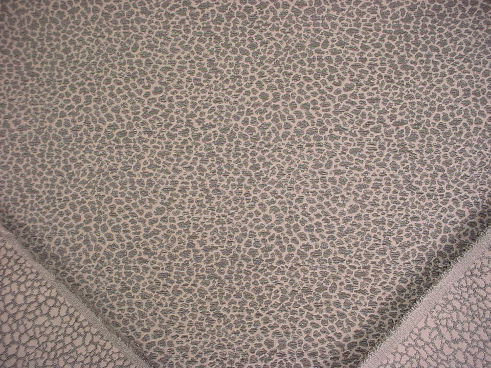 Tela de tapicería para cortinas de guepardo 1-1/2 años Kravet Couture 34617 Citta Smoke Pewter Foto 4 de 4