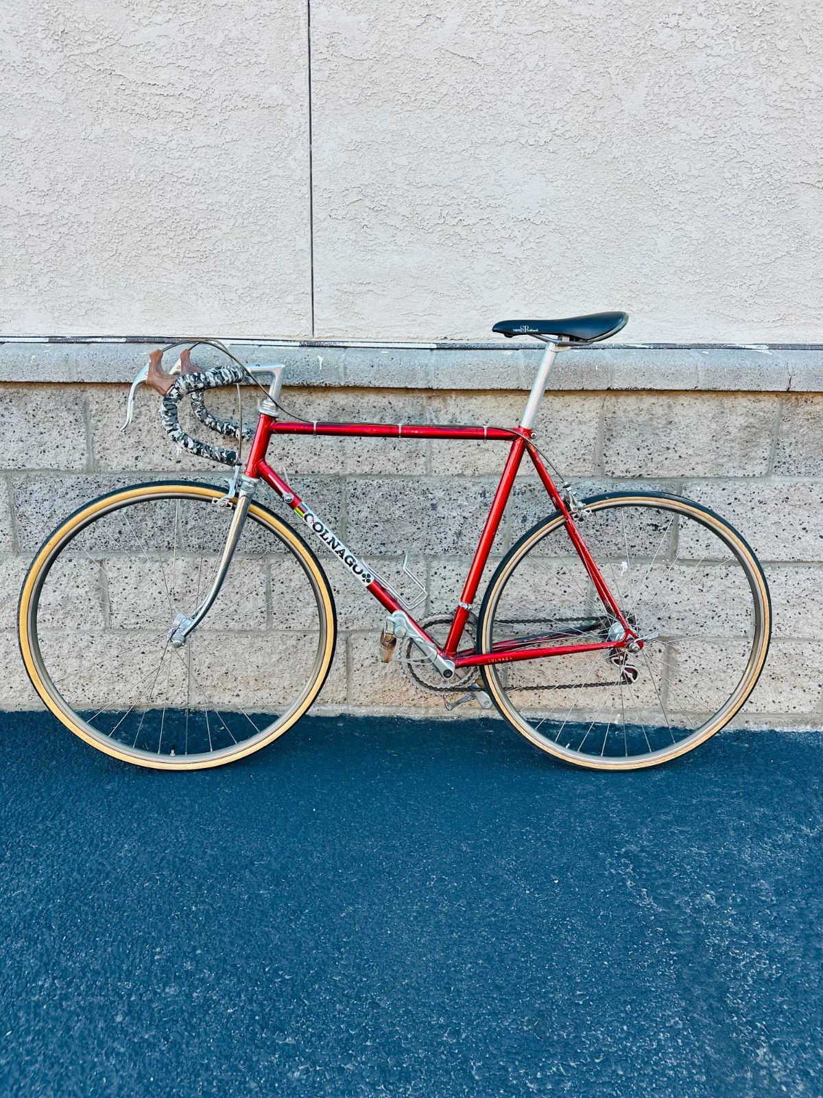 Vintage Colnago road bike complete Shimano 600 components