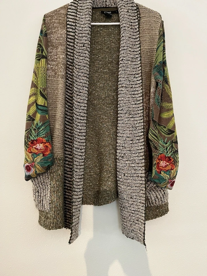 Cárdigan Desigual Multicolor Floral Cortina Talla Grande Frente Abierto Capa Artística Boho Foto 2 de 4