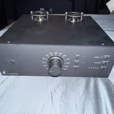 Pro-Ject Tube Box DS2 Dual-Mono Phono Preamp Black