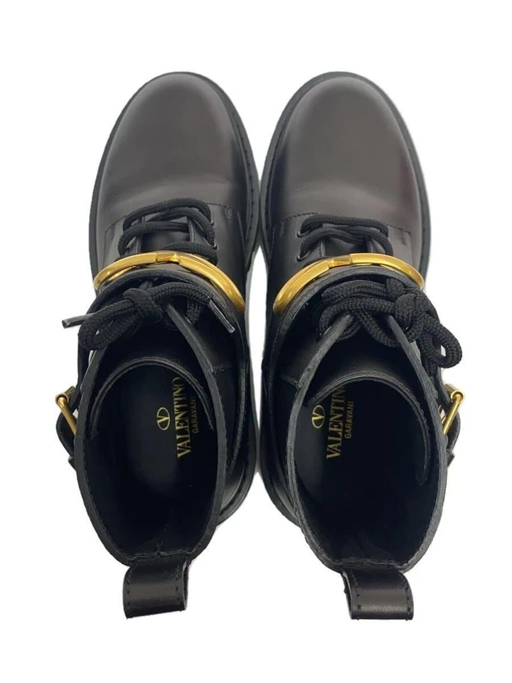 BOTAS CORTAS VALENTINO GARAVANI 37 Negro CUERO DE VACA LOGOTIPO EN V HEBILLA DE COMBATE Usadas Foto 3 de 4
