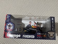 RED BULL RB19 1 VERSTAPPEN F1 "CHAMPION" 2023 W/FIGURE 1/24 BY BBURAGO 28036