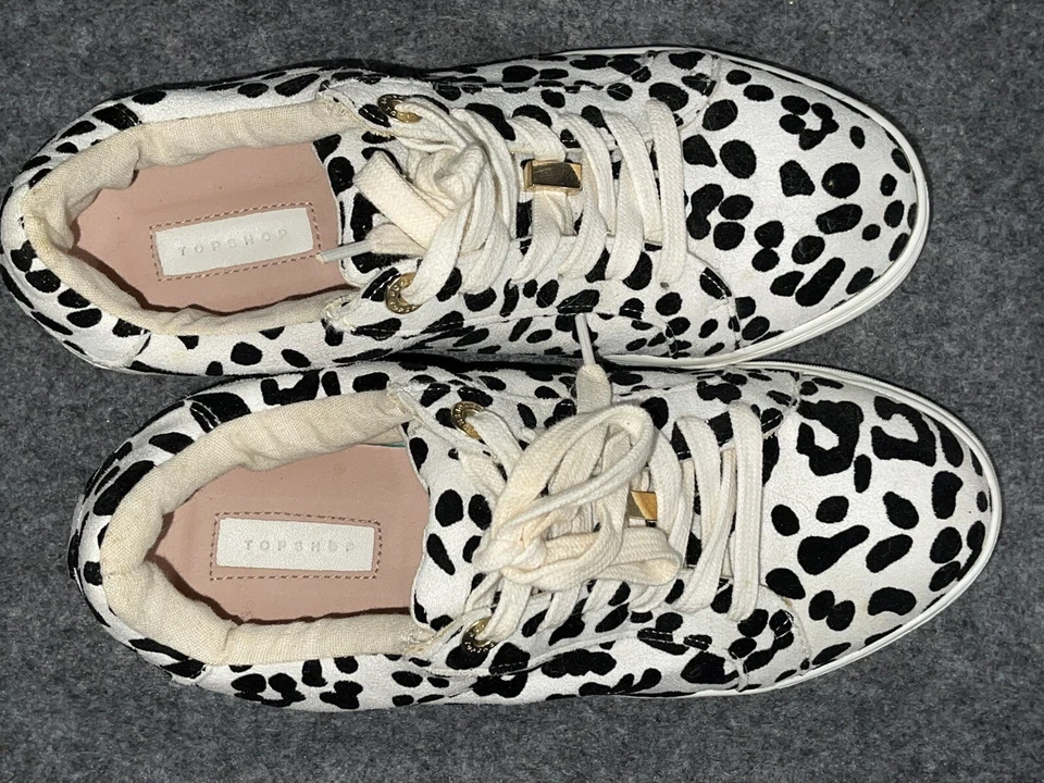 Topshop Tenis Cabo Negro Blanco Estampado Leopardo Con Cordones Parte Superior Baja Para Mujer EE. UU. 7.5 Foto 3 de 4
