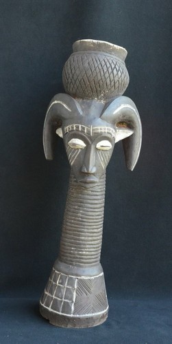 African Tobacco Pot Statue: Cuba (Congo Zaire) - Picture 2 of 10