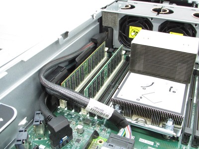 Lenovo System X 3650 M5 8-Bay 2x E5-2650v3 2.10 GHz 64GB RAM Lenovo System X 3650 M5 8-Bay 2x E5-2650v3 2.10 GHz 64GB RAM