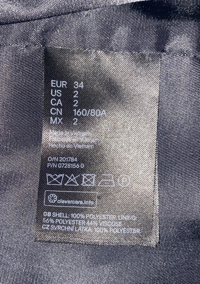 Blazer H&M Mujer Calce Ajustado Manga 3/4 Sin Botones Negro Talla 2 Foto 4 de 4