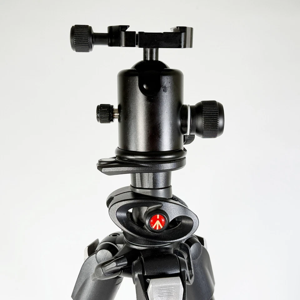 Manfrotto 055CXPRO3 Carbon Tripod with Kirk BH-3 Quick Release Ballhead Nice! - Image 2 of 4