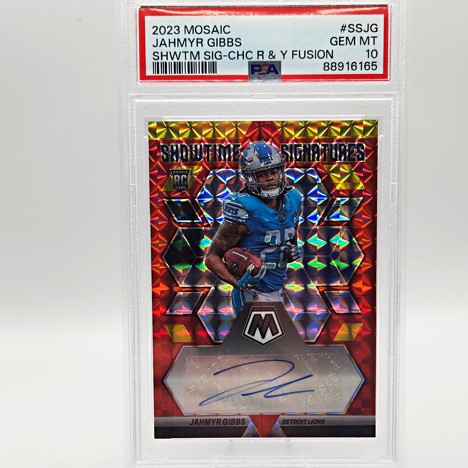 Jahmyr Gibbs Panini Mosaic Showtime Signature #SSJG Red/Yellow Choice Fusion