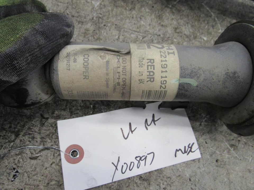 2002 2006 Mini Cooper Hard top base rear back suspension strut coil spring set — 第 4/4 张图片