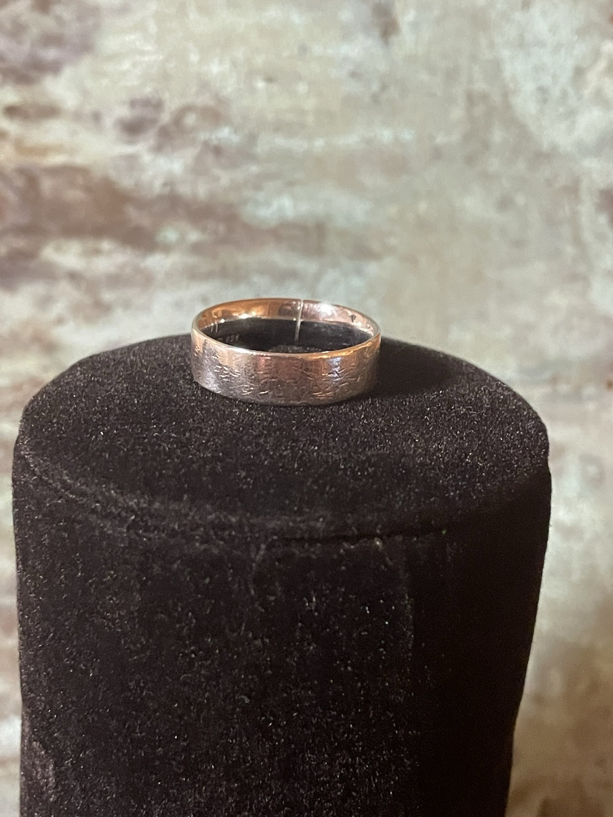 925 Sterling Silver Basic Band Size 8 - image 1