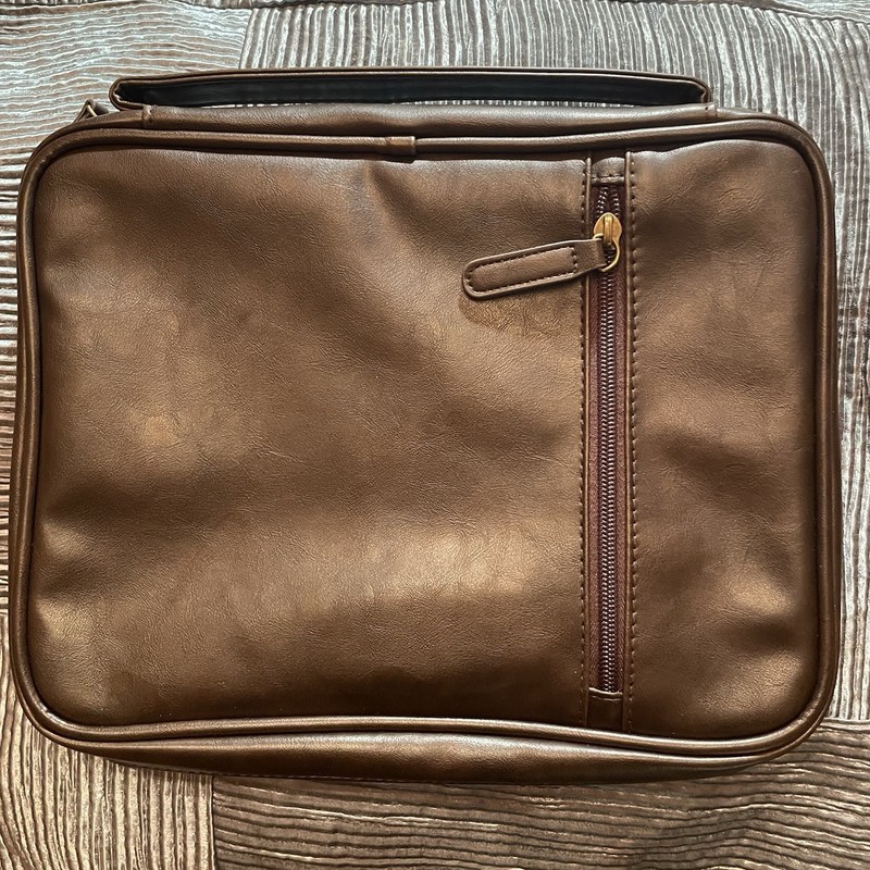 Leather Bible Cover Carrying Case Men/Women Zipper Pocket Padded Classic Brown L