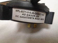 42-24335-20 -OEM Upgraded Furnace Pressure Air Switch 0.45" -DEACT-N/O---"USED"