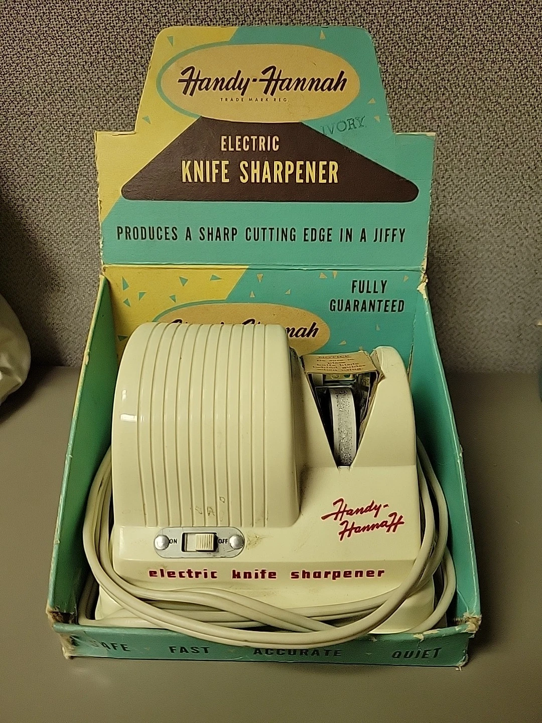 Vintage 1950’s Handy Hannah Electric Knife Sharpener Powers On
