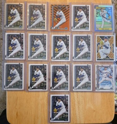 21) 2025 TOPPS/CHROME UPDATE ROOKIE DEBUT HOLIDAY 35TH ROKI SASAKI MINT RC LOT 