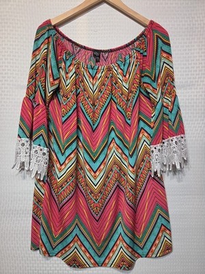 Win Win Women s XL Tunic Top Geometric Chevron Print Lace  Sleeves Stretch