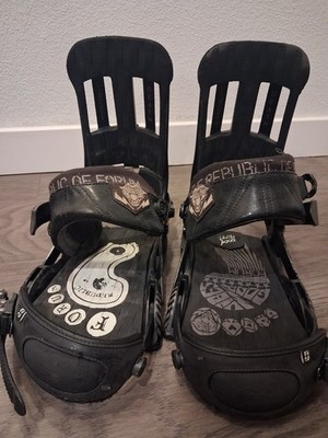 Forum Republic Snowboard Bindings M/L Black Used Vintage Missing Piece