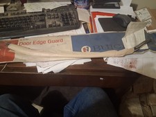 Nos 1966 Riviera Door Edge Guard Kit 981085