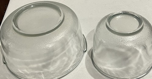 Set 2 Vintage Fire King Glas Rührschüsseln für Sunbeam Mixmaster klein groß - Bild 2 von 2