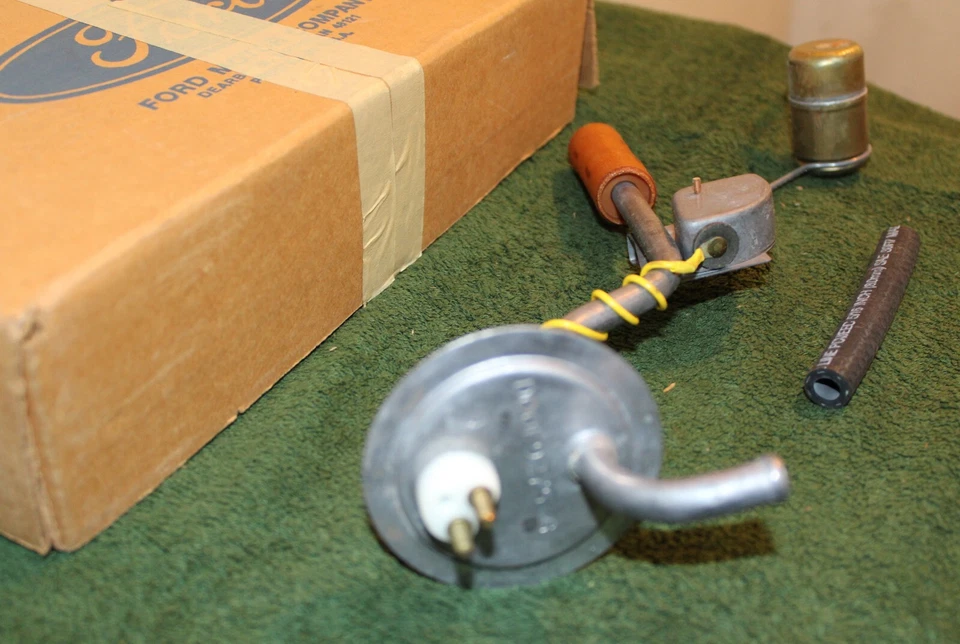 Ford Ranchero GT 66-69 1966-1971 Falcon Wagon nuevo tanque de combustible calibre unidad de envío Foto 2 de 4