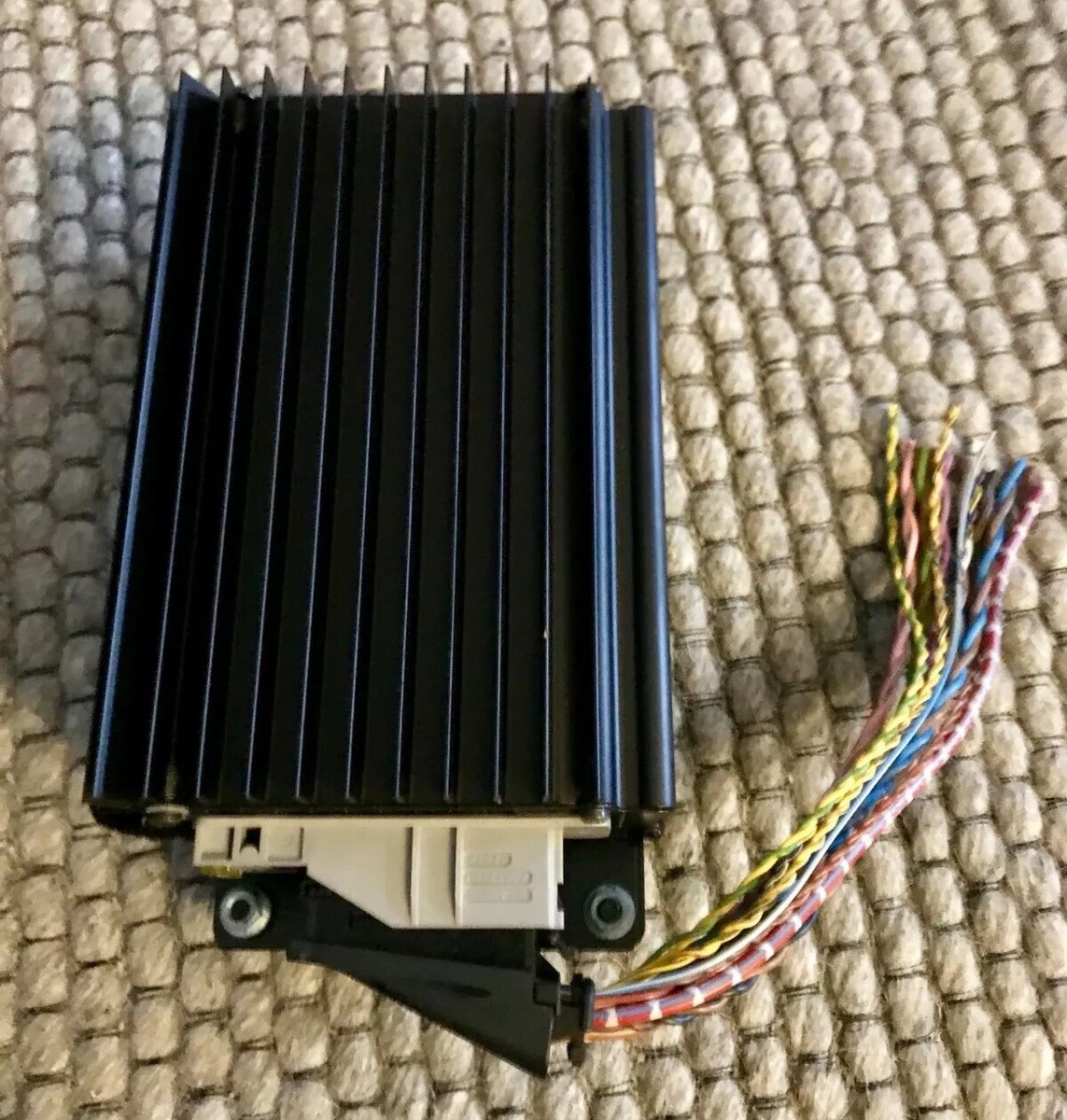 00-02 Mercedes W210 E320 E430 BOSE Radio Stereo Amplifier Module