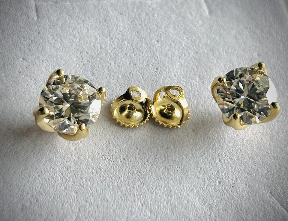 Moissanite 1/2 carat (each) - Lotus flower- 14K over 925 Silver - Screwbacks - Image 2 of 4