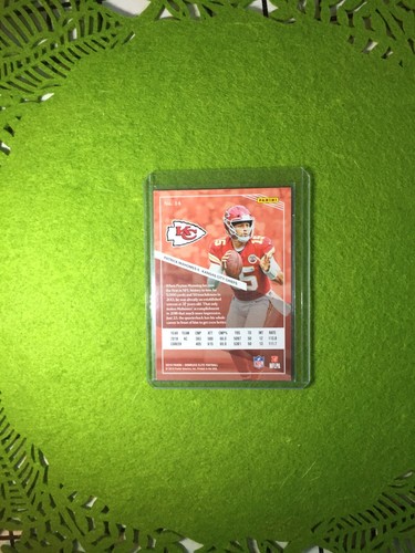 PATRICK MAHOMES PRIZM CARD JERSEY #15 KANSAS CITY CHIEFS REFRACTOR 2019 Elite#14 - Picture 8 of 12