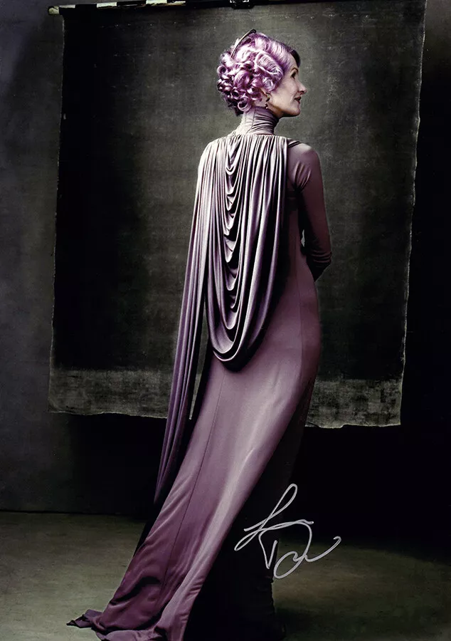 Who is Admiral Holdo? Laura Dern's Purple Haired 'Last Jedi