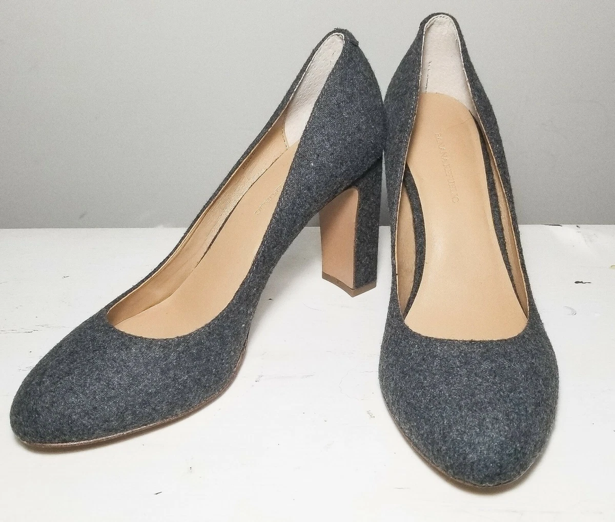 Banana Republic Womens size 9 NWT Canta Grey Wool 3 3 4