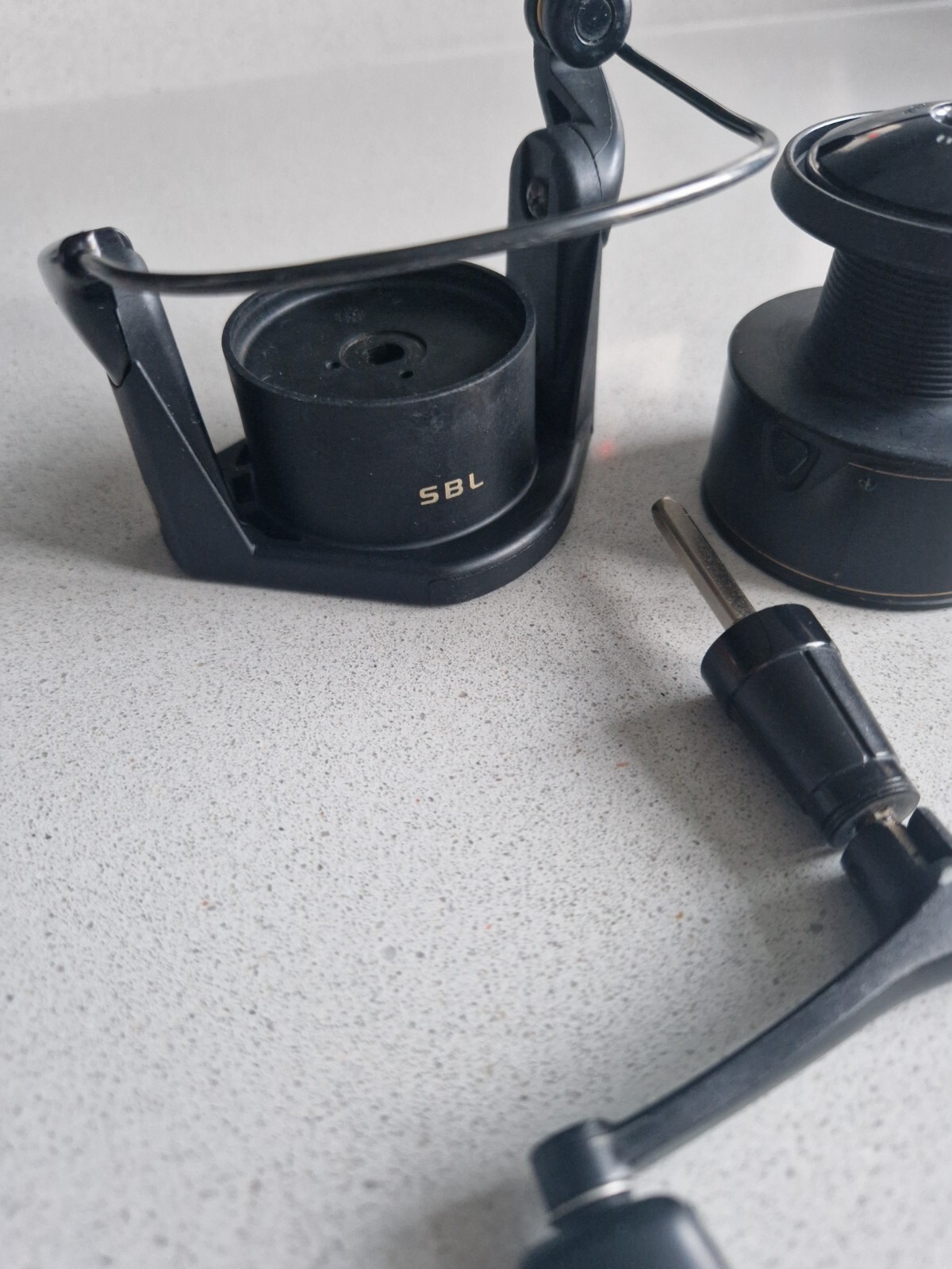 SHIMANO BAITRUNNER GT 6010/8010 XT7 BREAKING FOR SPARES. MOST PARTS