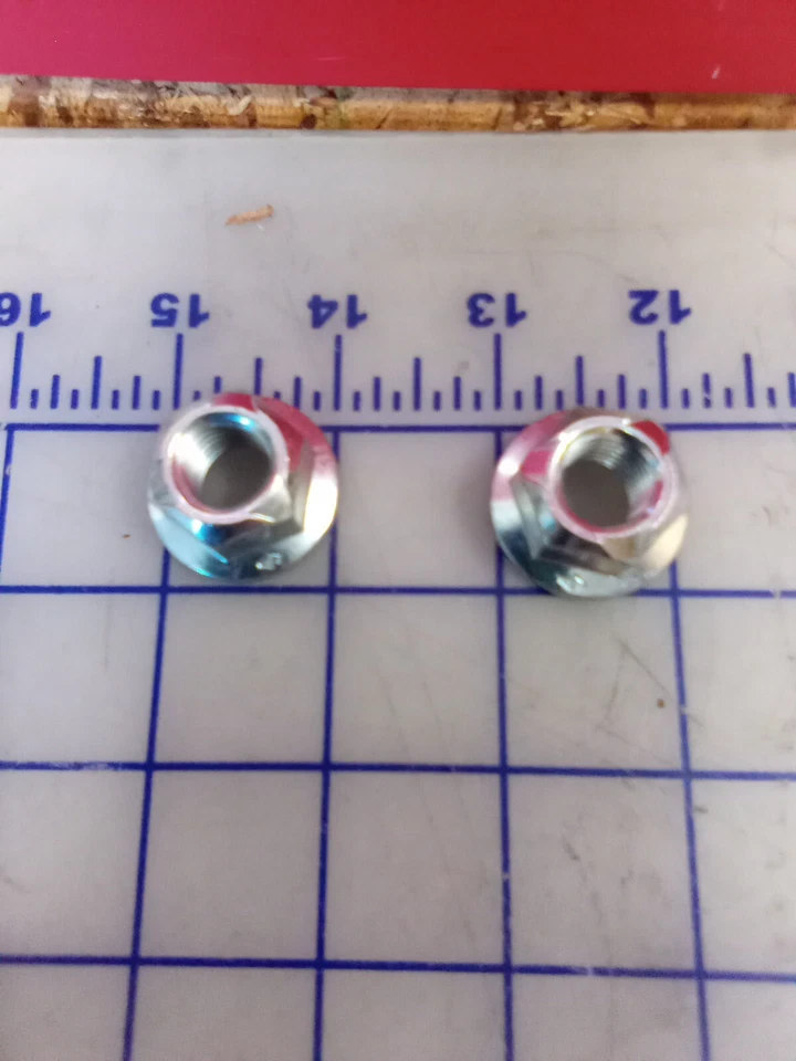 Tuerca multiusos piezas originales GM 11516074 paquete de 2 Foto 3 de 4