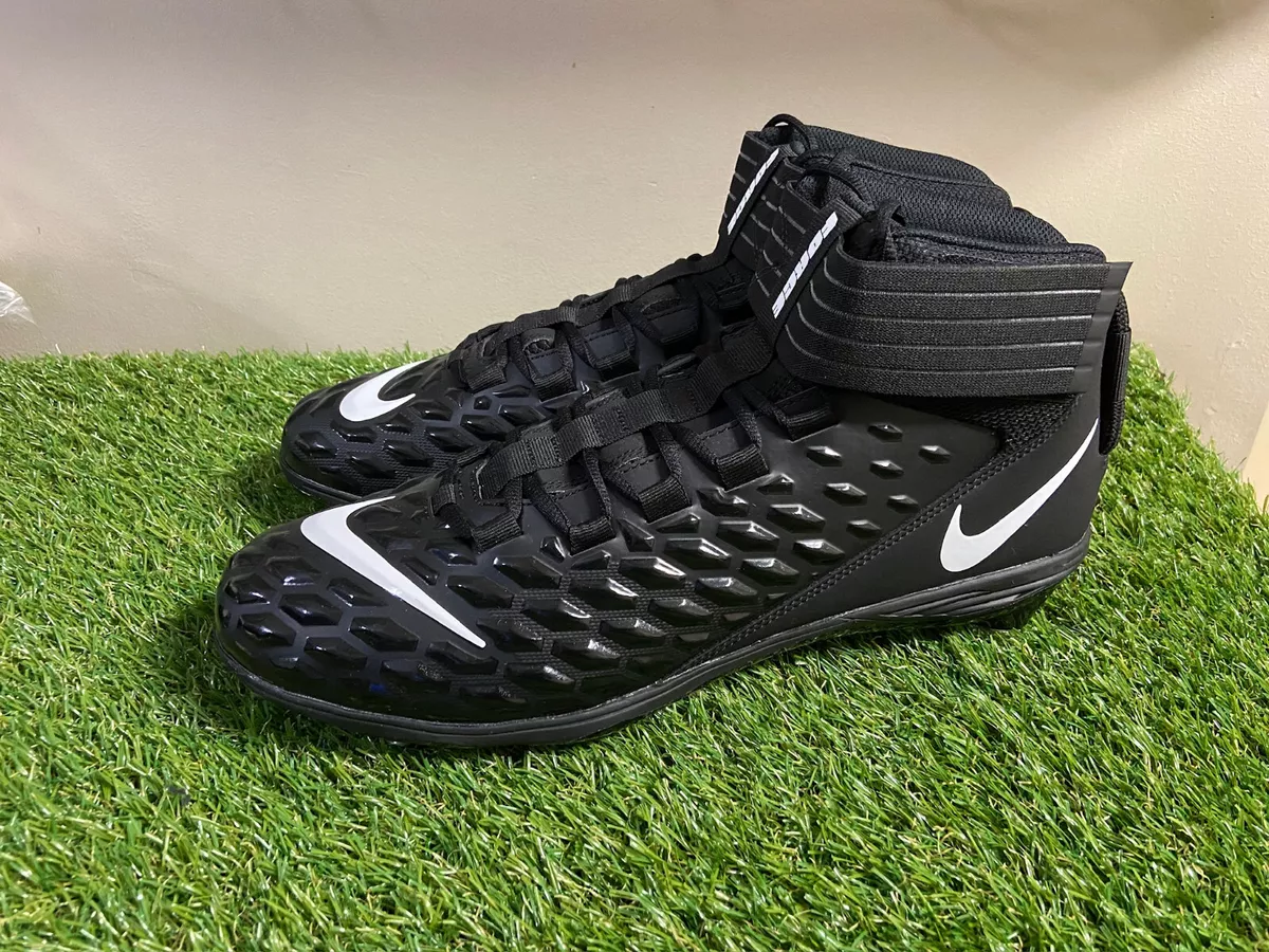 Offensive lineman hotsell cleats