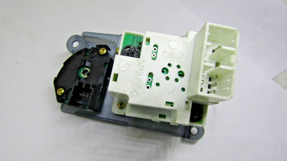 Interruptor de faros estándar DS-614 1995 1997 LINCOLN TOWN CAR NUEVO COMO NUEVO OE Foto 4 de 4