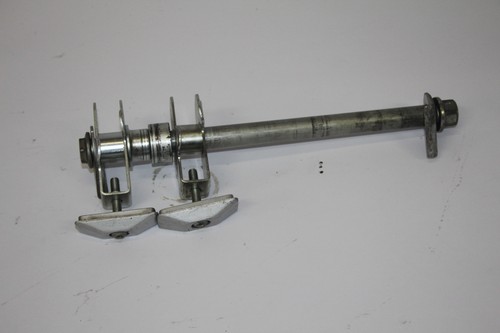 Steckachse hinten Achse Hinterrad Suzuki GSF 600 Bandit WVA8 00-03 (Lage 9-25)