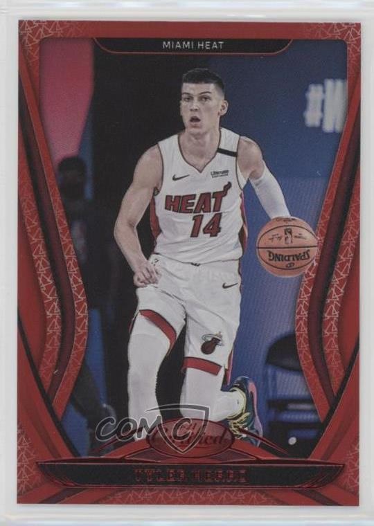 2020-21 Certified Mirror Red Tyler Herro #32 3b3