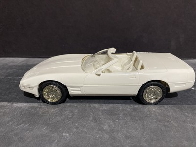 AMT ERTL 1991 Corvette ZR-1 Promo Car #6044ep  Original Box Cascade White