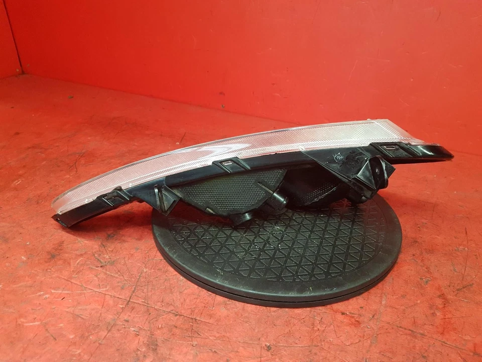 FARO ANTINIEBLA DELANTERO DERECHO KIA SPORTAGE 2011 5 PUERTAS FAMILIAR Foto 4 de 4