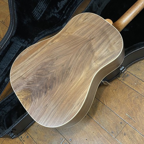 Gibson: J-45 Studio Walnut Satin Walnut Burst - Picture 6 of 11