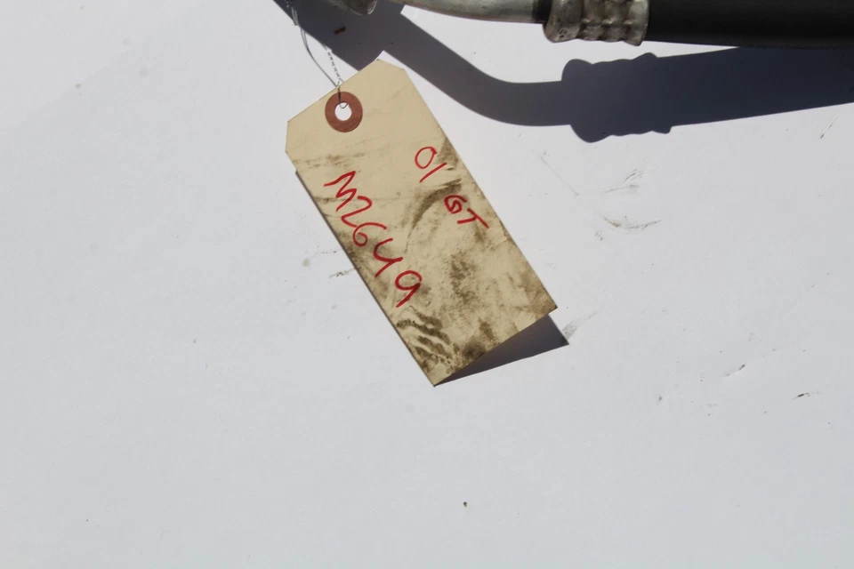 Toyota Celica GT 2001 baja presión línea de aire acondicionado tubo de manguera M2649 Foto 2 de 4