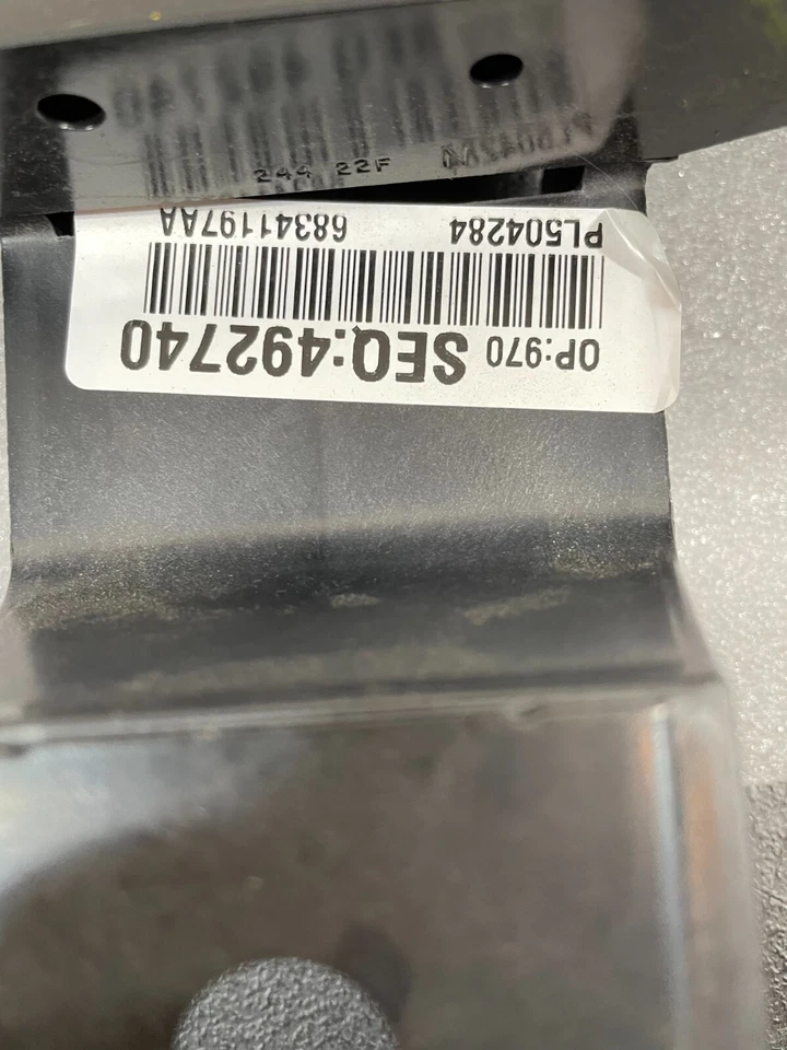 2020 - 2022 OEM JEEP GLADIATOR RUNNING BOARD BRACKETS...LEFT OR RIGHT SIDE ONLY - Image 4 of 4