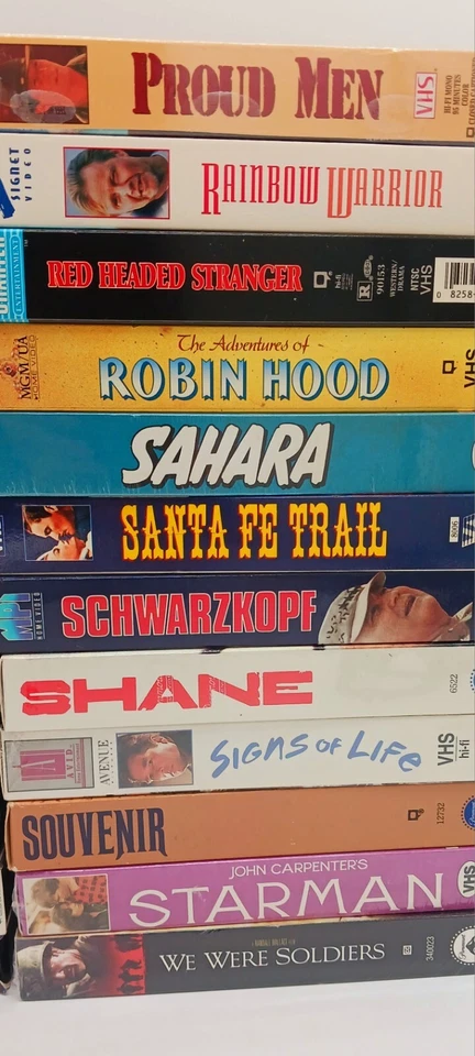 Лот фильмов на видеокассетах: 36 запечатанных в заводской упаковке рекламных копий и открытых фильмов 70-е 80-е  - Изображение 4 из 4