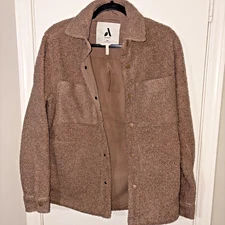 New With Tags Essentials Women's Oversized Teddy Sherpa Jacket