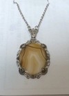 VINTAGE ESTATE STERLING SILVER CHAIN & AGATE PENDANT in STERLING MOUNTING