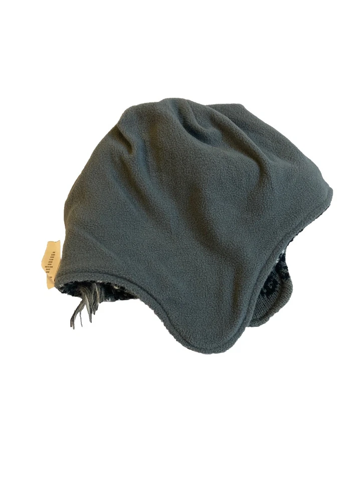 Gorro tejido The Childrens Place talla grande 2-4 años gris calavera huesos cruzados flecos Foto 3 de 4