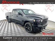 2026 Ram 1500 Laramie 14in 4WD 4dr Pickuyp Truck Parking Sensors Heated Seats