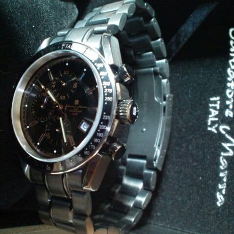 A cool and high-performance central chronograph w… - image 2