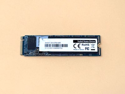 内蔵型SSD NVMe PCIe Gen4 M.2 SSD 2TB PHISON PS5027 PHISON 2TB NVMe M.2 Internal SSD Solid State Drive - 20SD7-0012TB