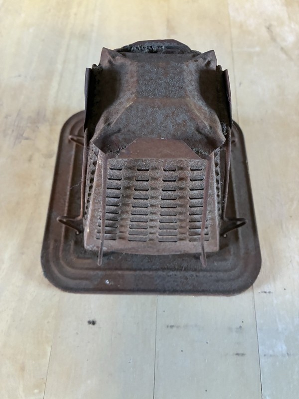 VTG Camp Stove Campfire Stovetop Metal Toaster 4 Four Slice